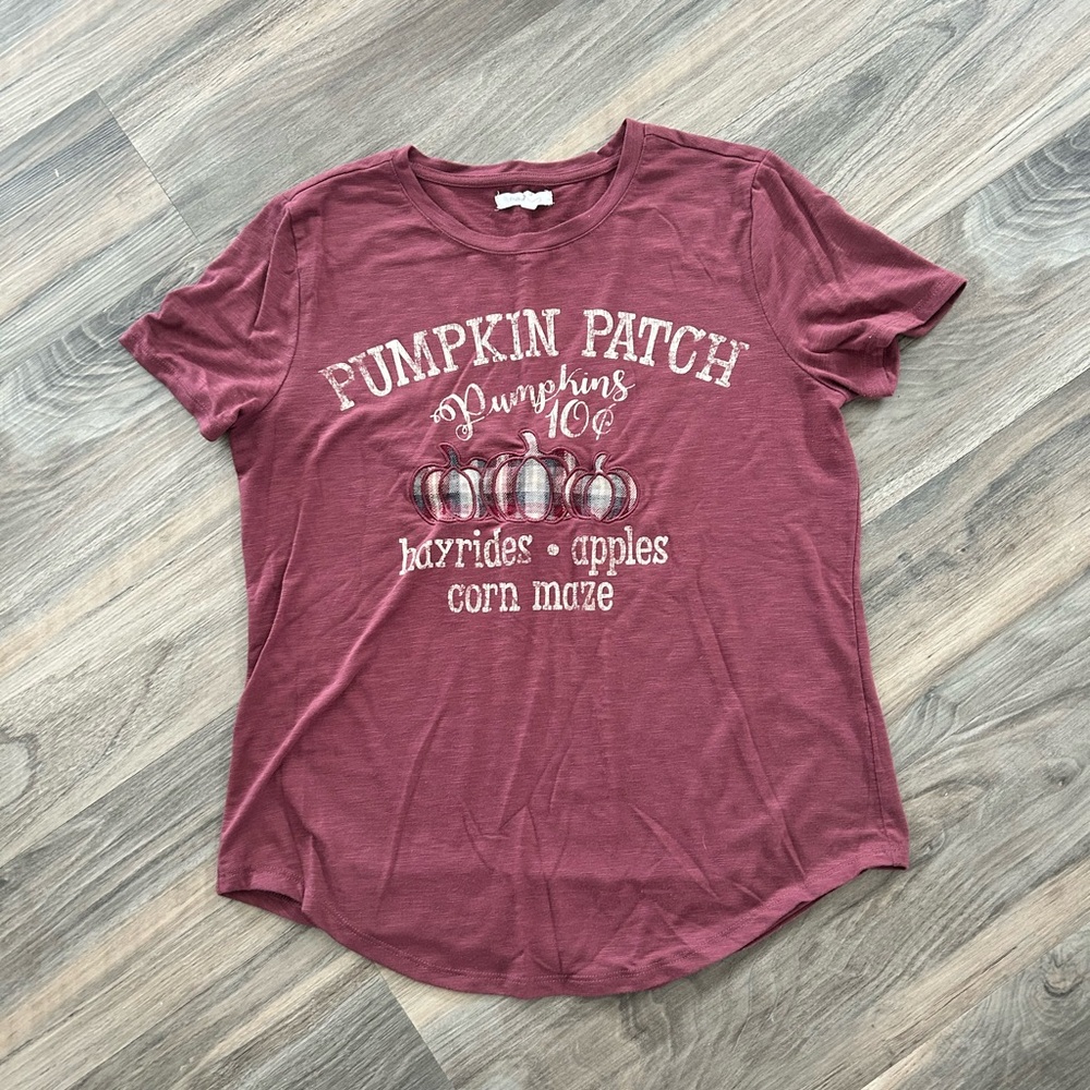 Fall graphic tee